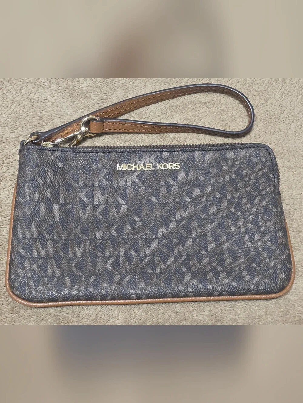 👝 Michael Kors Jet Set Brown Signature MK PVC Leather Large Travel Wristlet